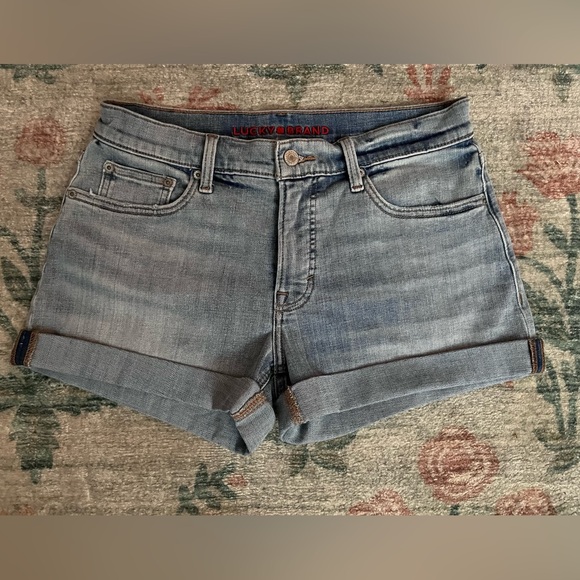 Lucky Brand Ava Mid-rise Roll Shorts - Picture 11 of 13